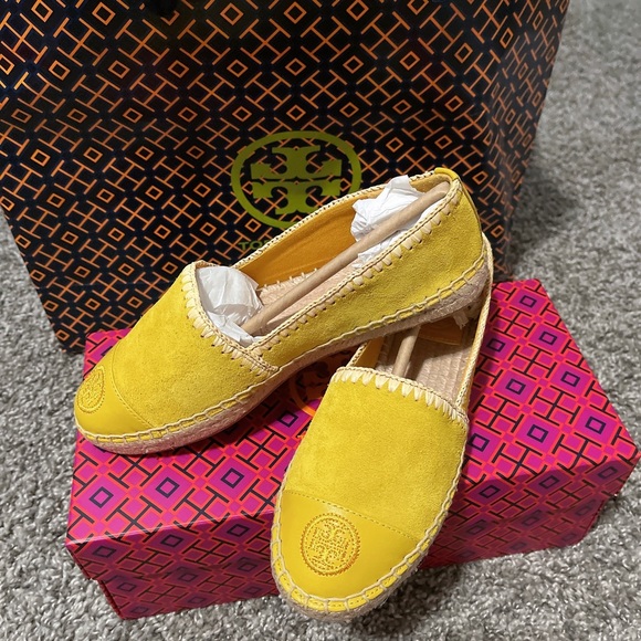 Tory Burch Color Block Flat Espadrille/Golden Crest/Natural 700 - Picture 1 of 7